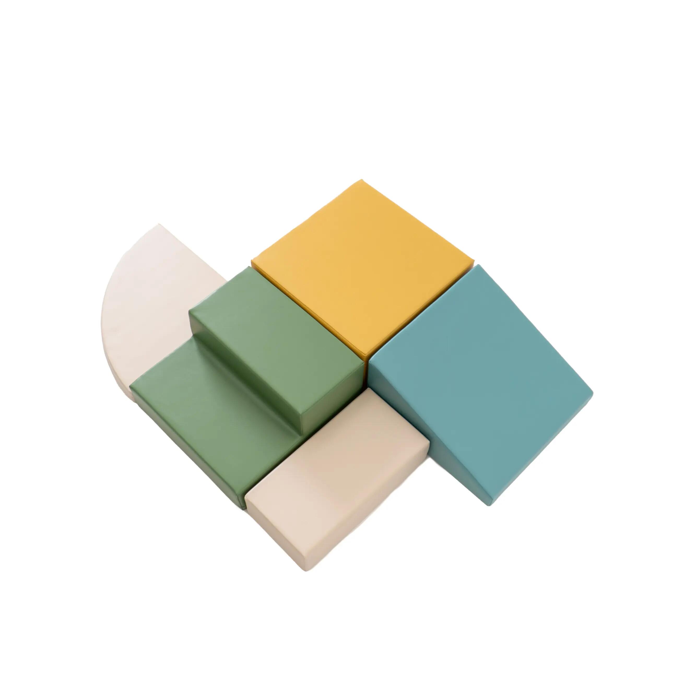Conjunto de bloques de color verde y amarillo 3/8