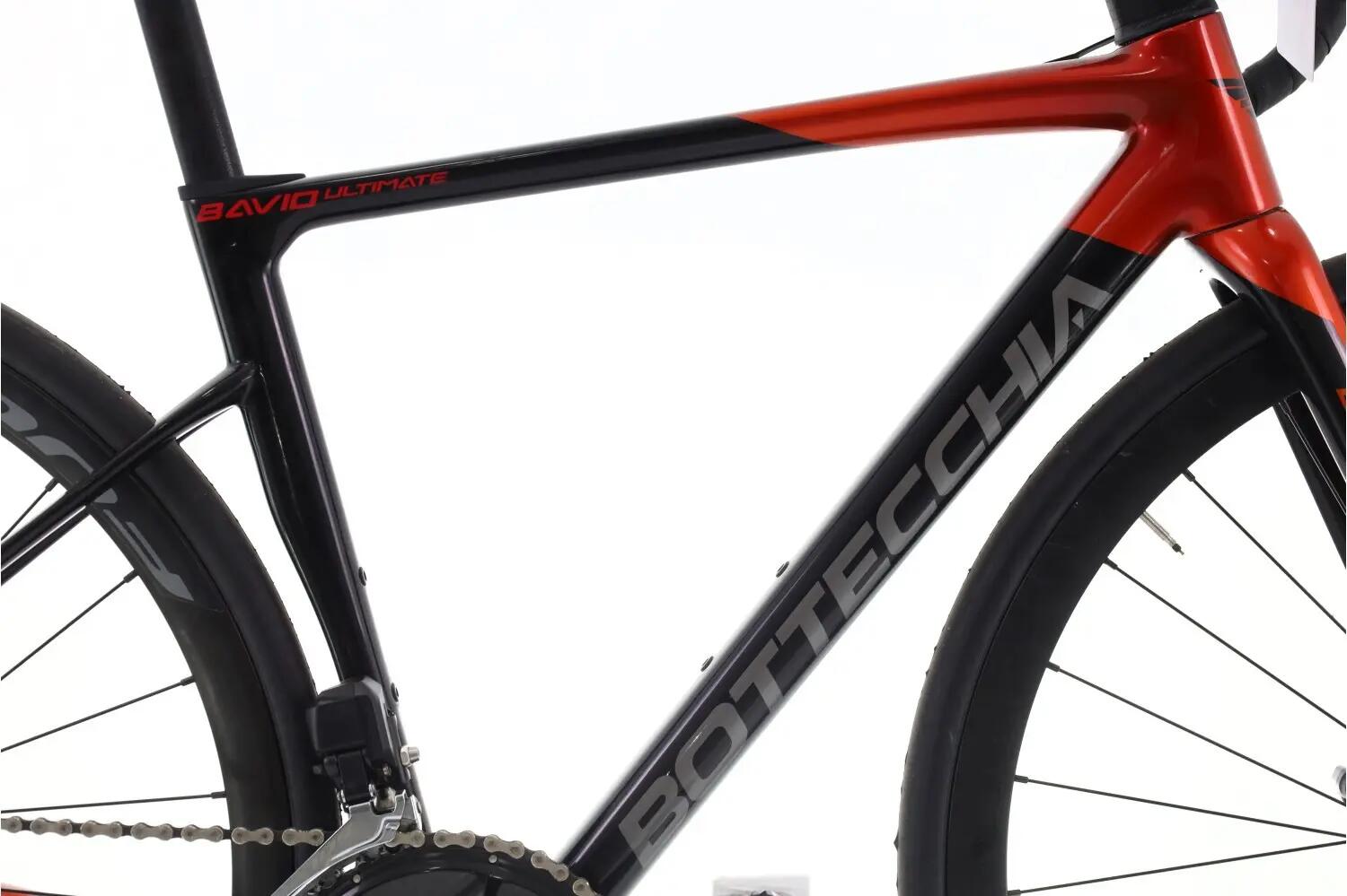 Tweedehands racefiets · Bottecchia 8 Avio Ultimate Di2 12V · Zeer goede toestand 2/8