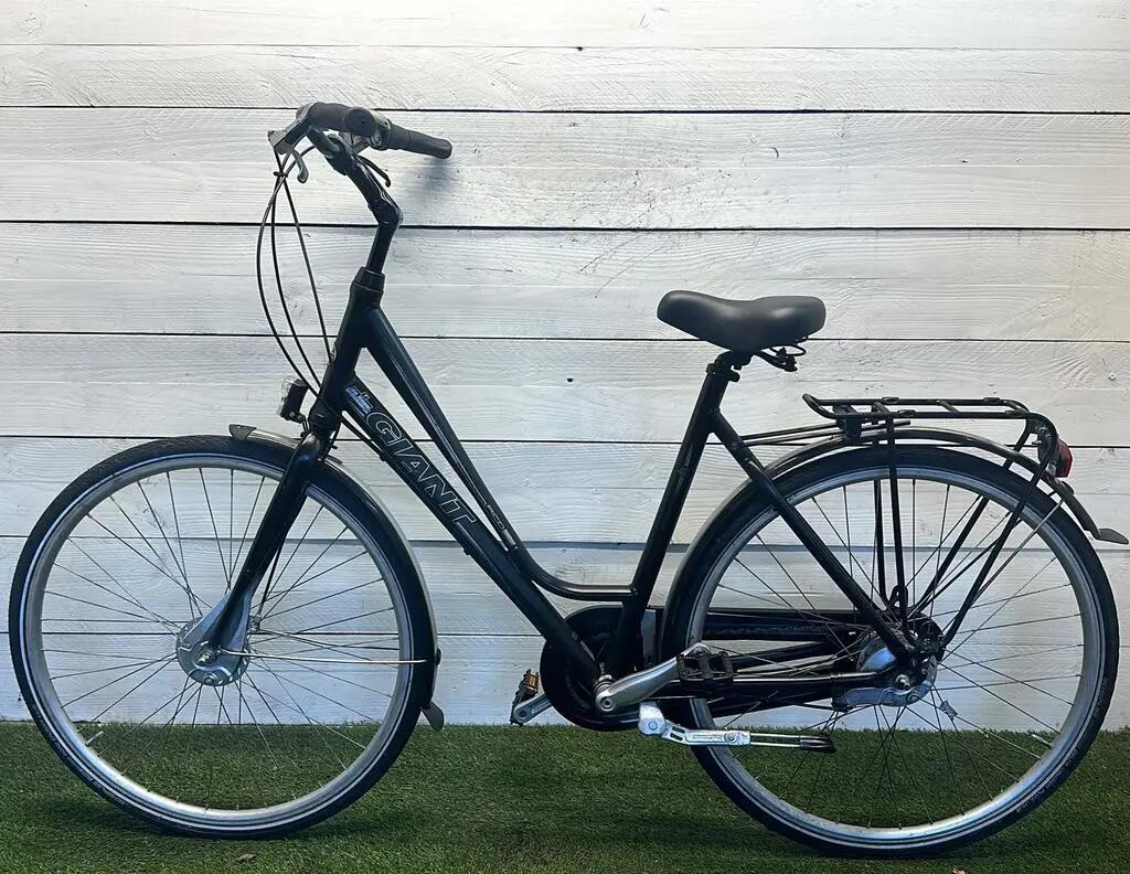 Bicicleta usada Giant 4/4