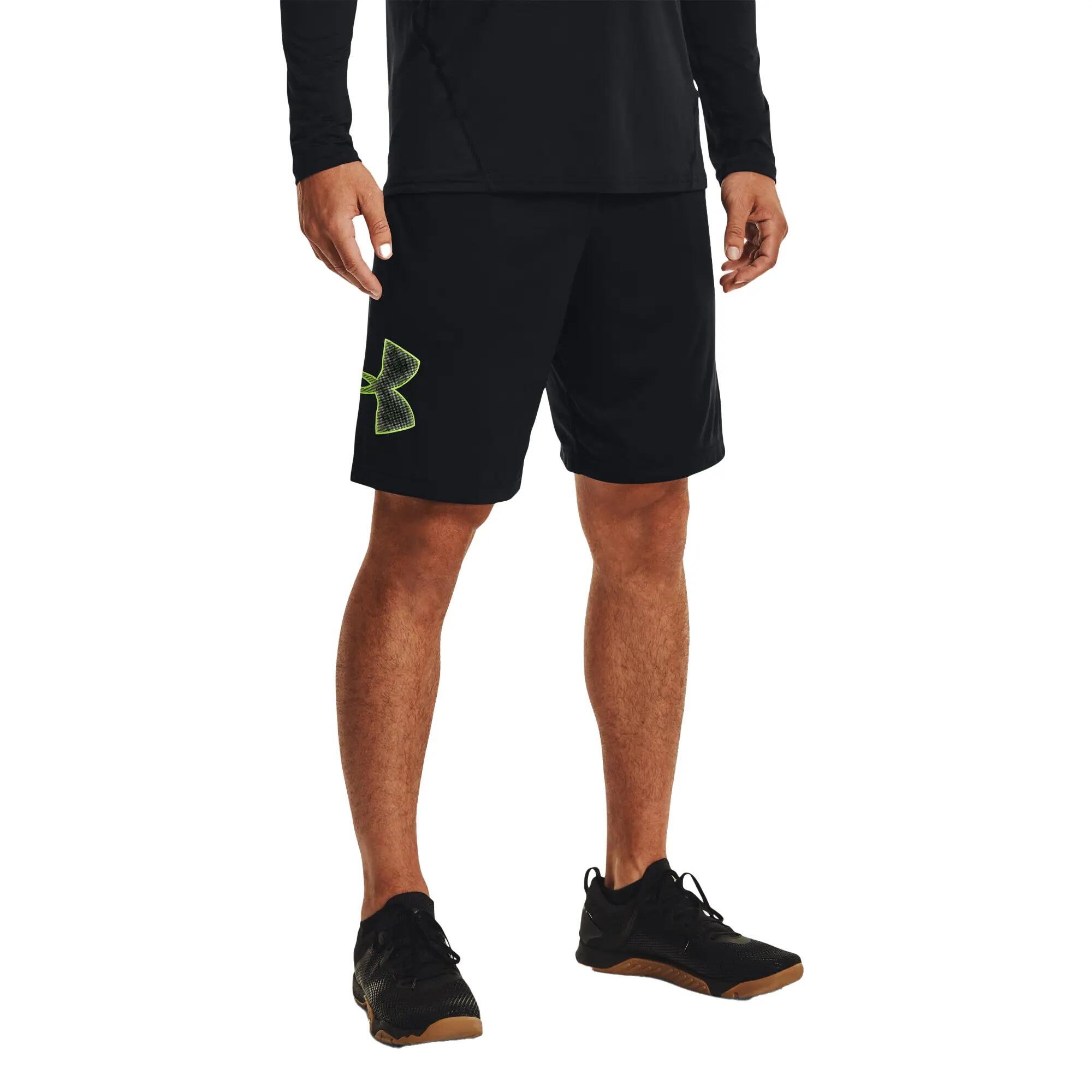 UNDER ARMOUR picture