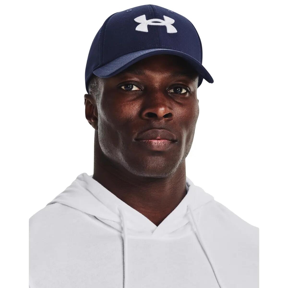 UNDER ARMOUR picture