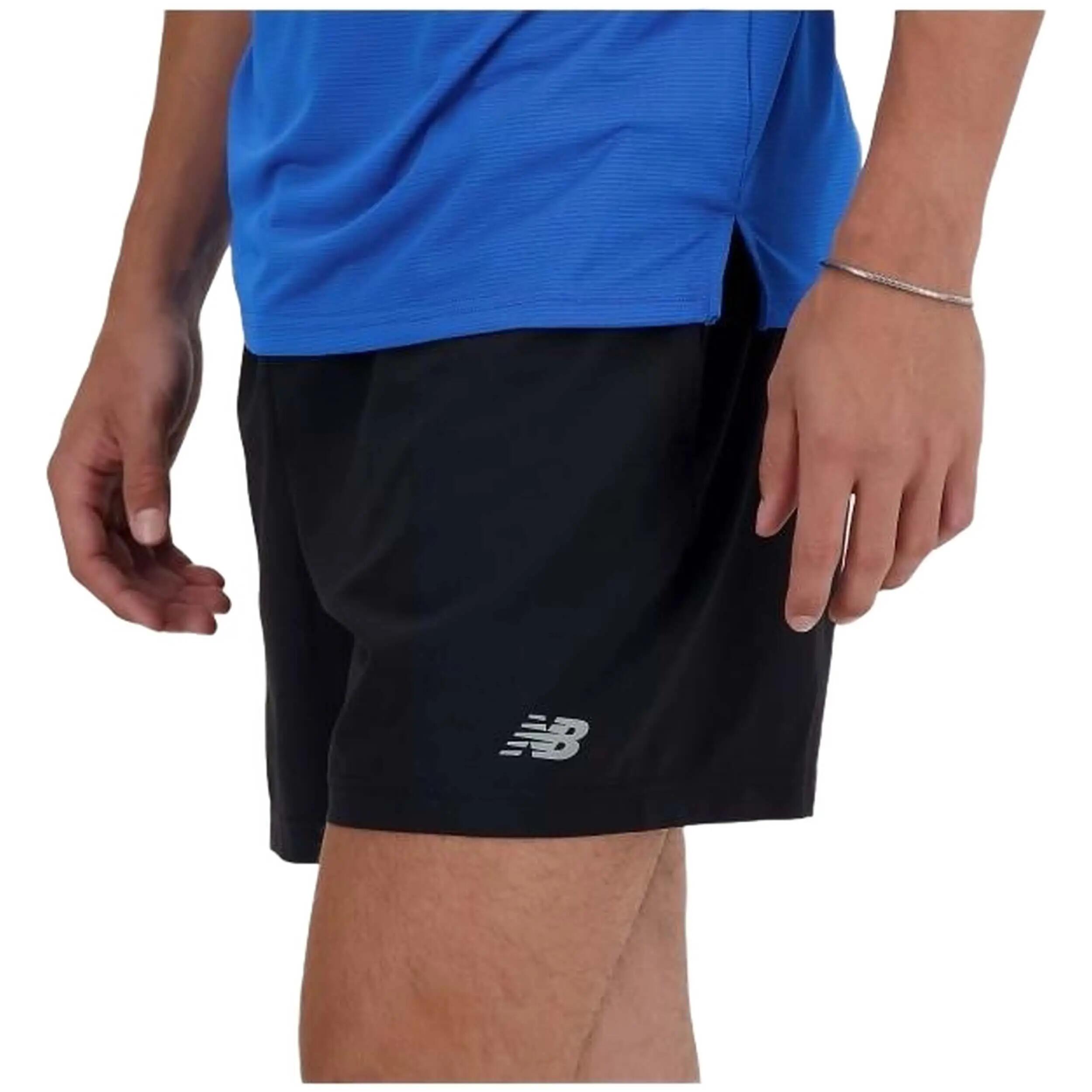 1282 Pantaloncini sportivi essenziali unisex da 5 pollici - NB DRY - Nero 4/6