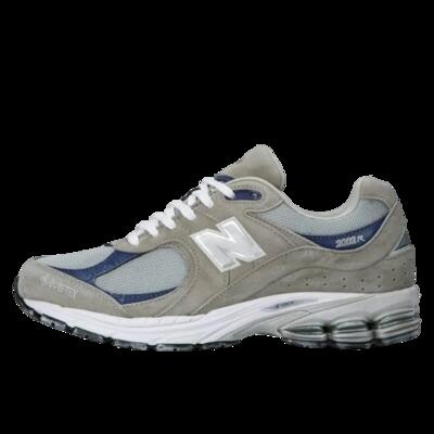 Schoenen 2002r gore-tex light grey