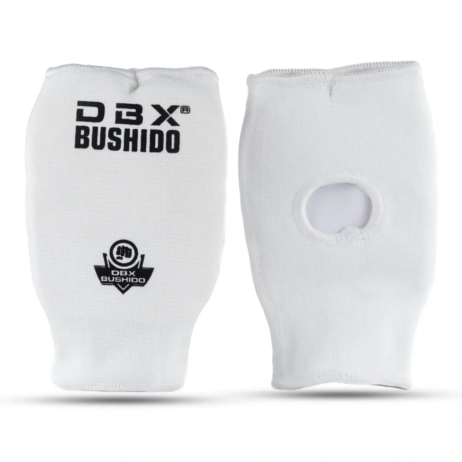 Napięstniki do karate białe DBX-KM White DBX Bushido 4/4