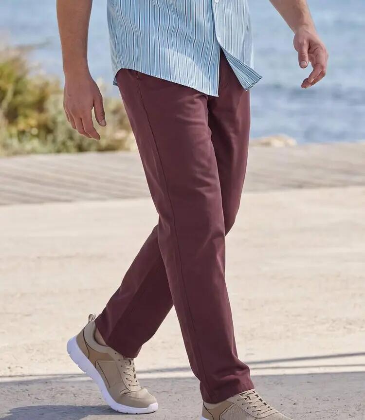 Le Pantalon Chino en Twill Stretch 3/3