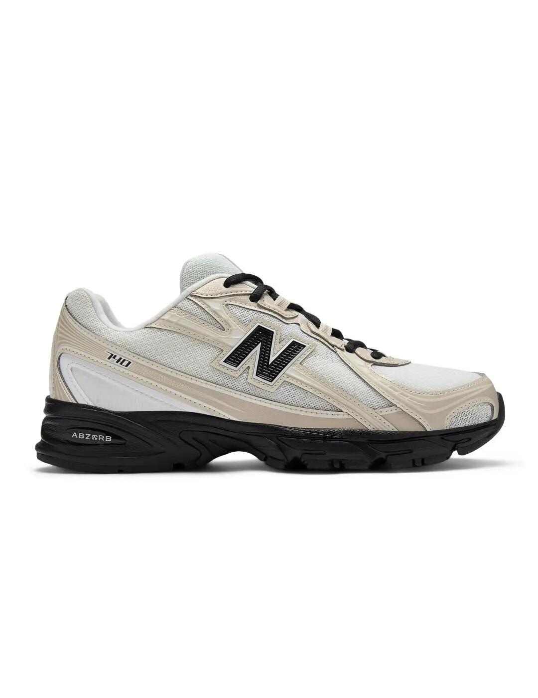 NEW BALANCE picture