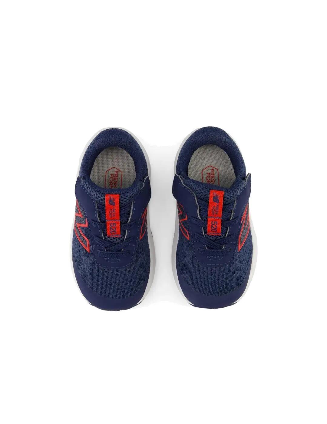 Scarpa per bambino New Balance blu. 3/5