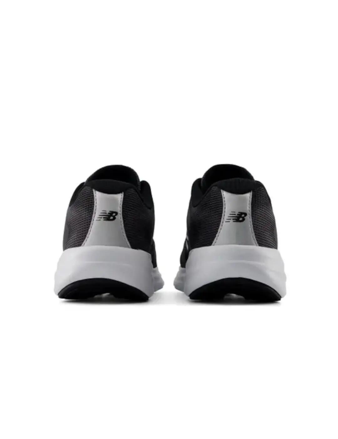 Chaussures pour femme New Balance noir. 5/6