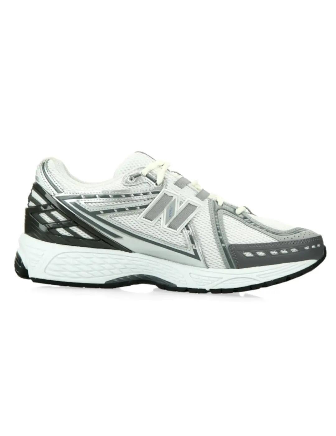 NEW BALANCE picture