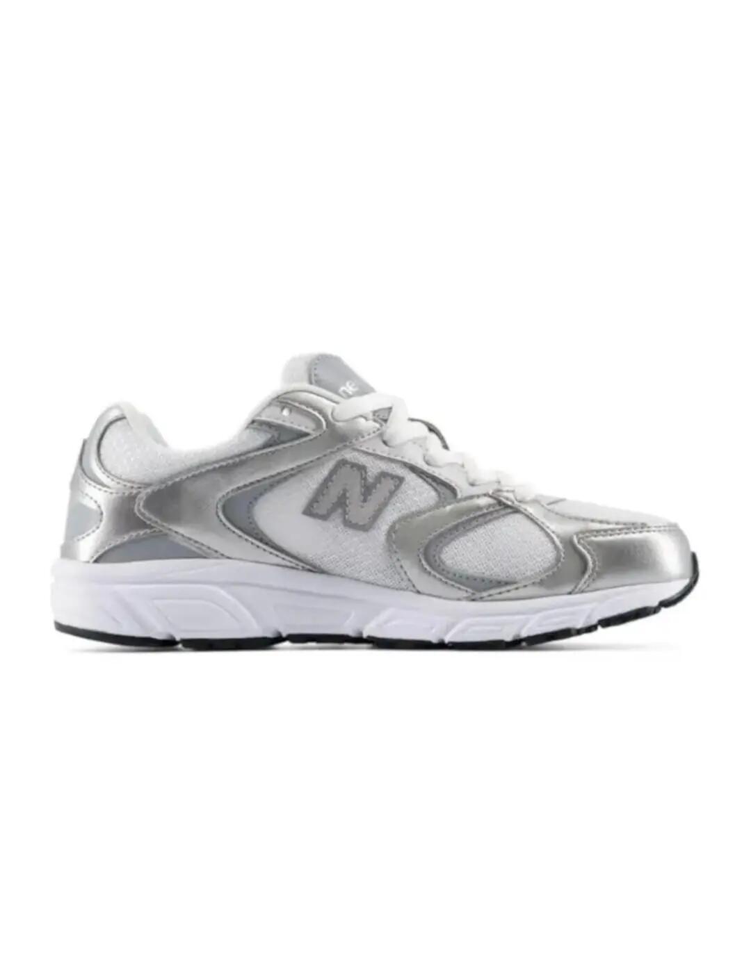 NEW BALANCE picture