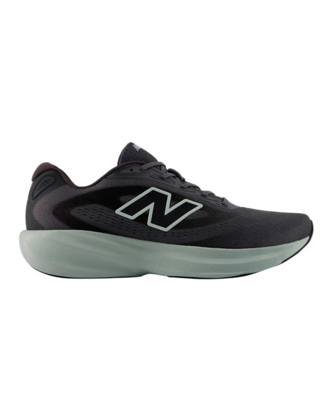 NEW BALANCE picture