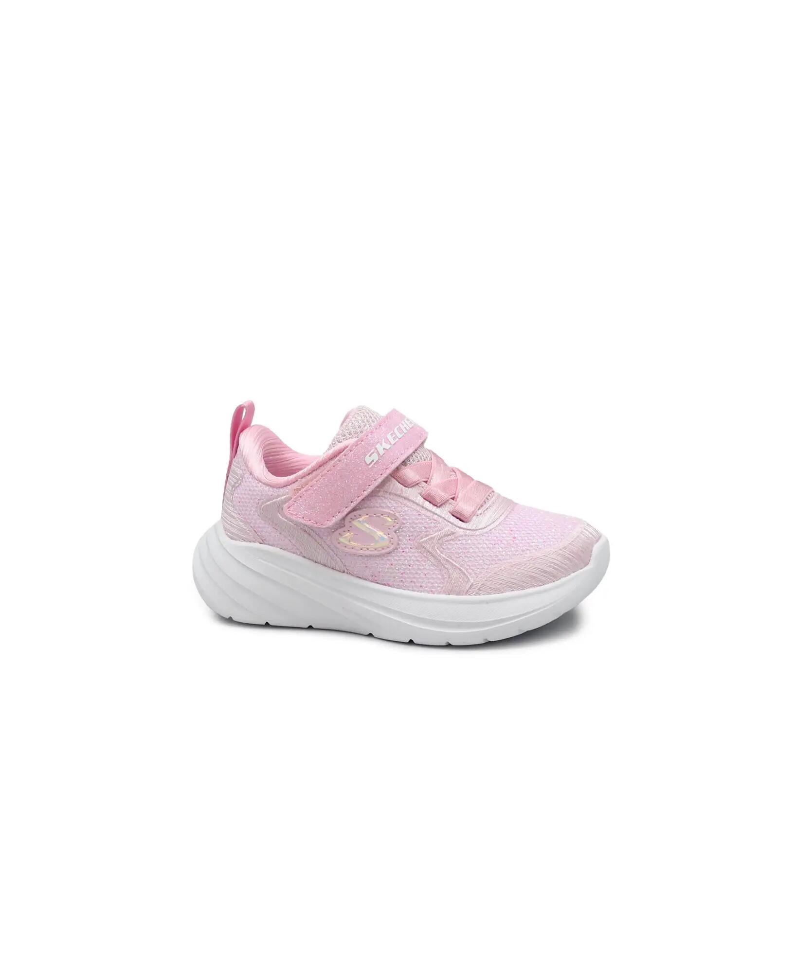 SKECHERS picture