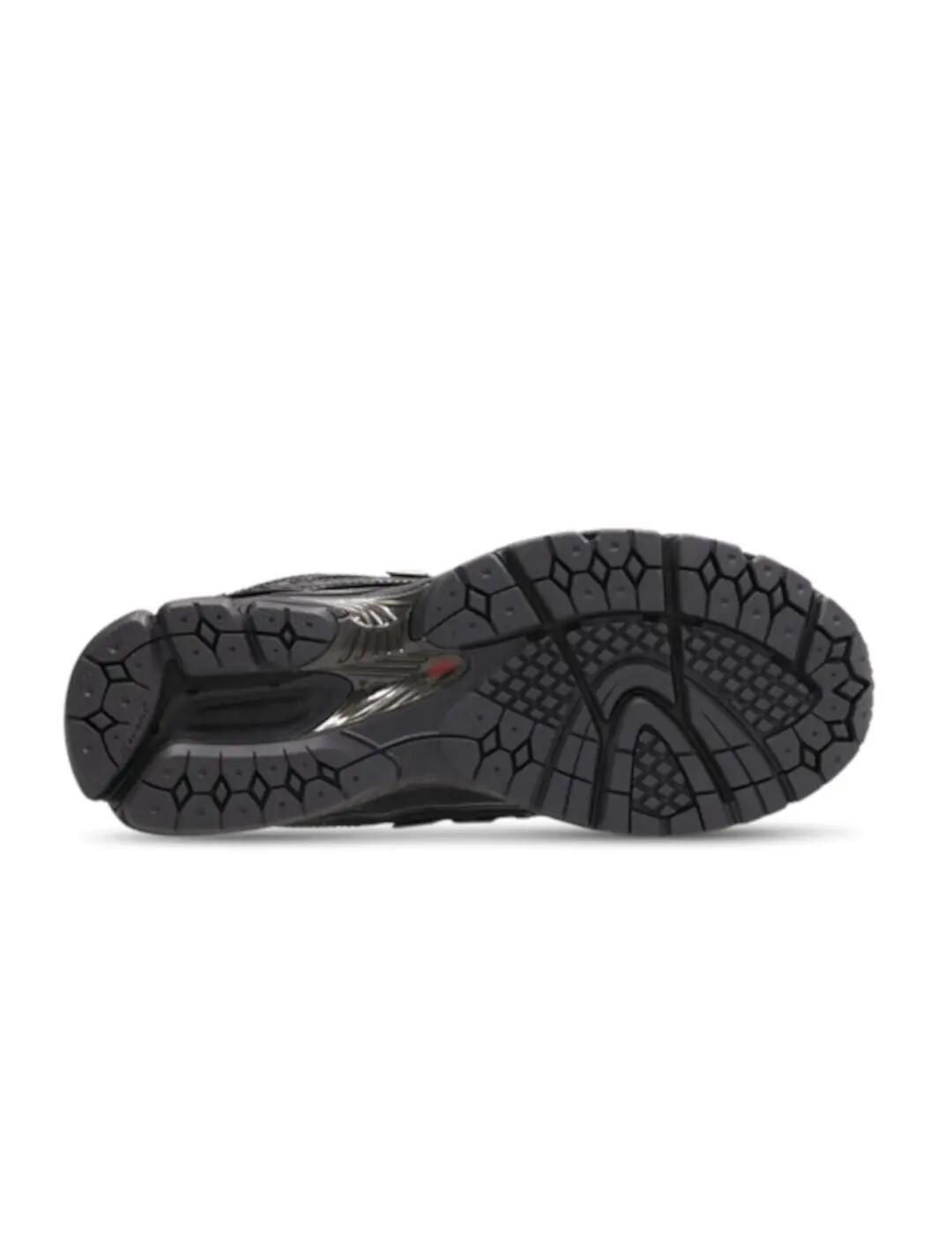 Chaussures pour homme New balance noir. 6/6