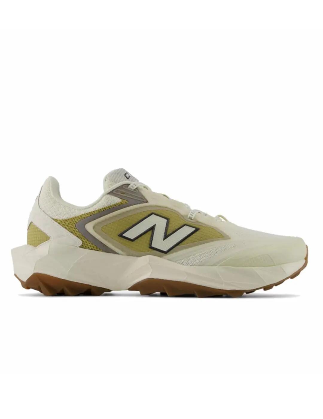 NEW BALANCE picture