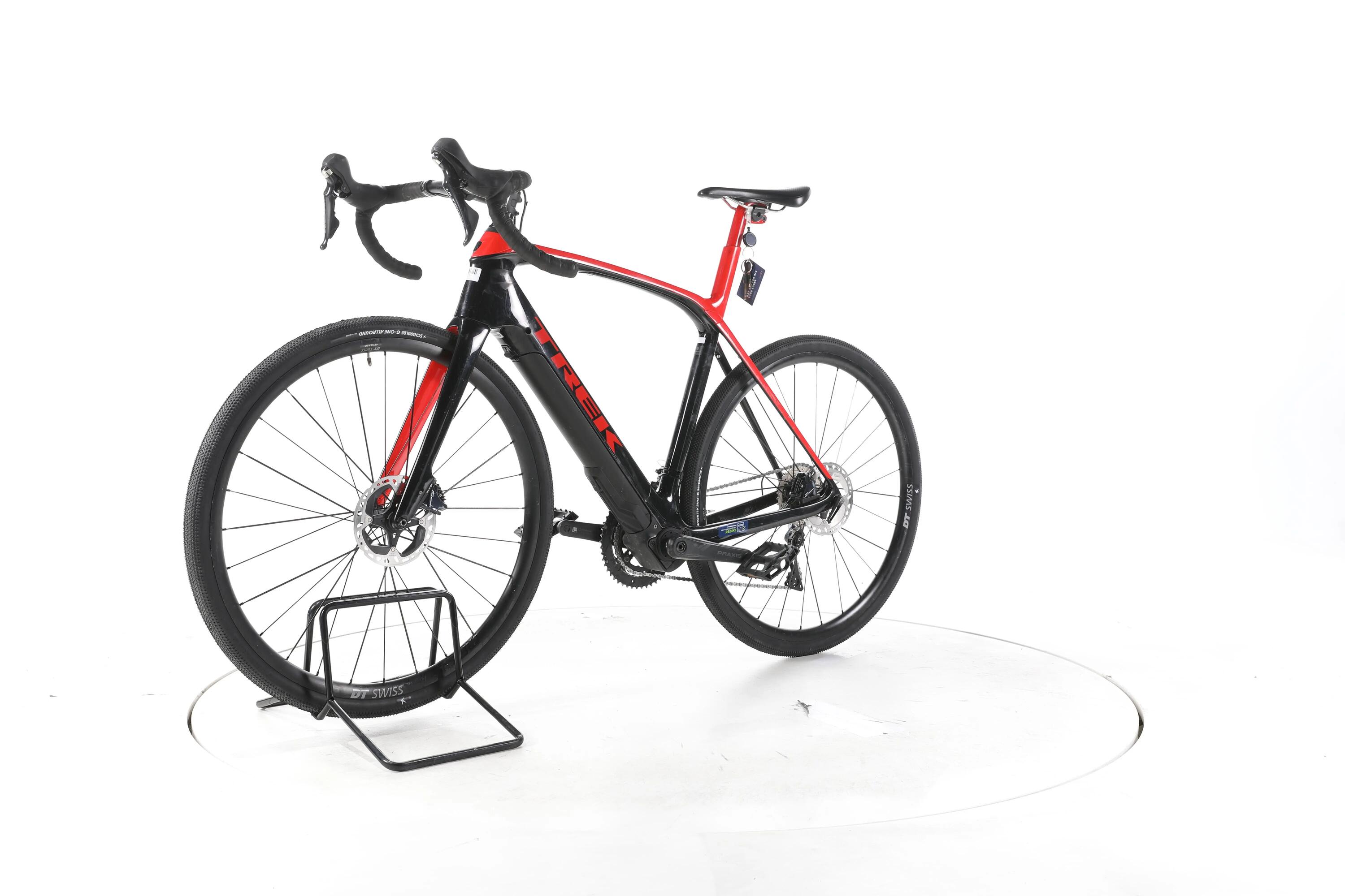 Segunda vida - Trek Domane+ LT E-Gravel & Rennrad Carbon - Em muito bom estado. 5/7