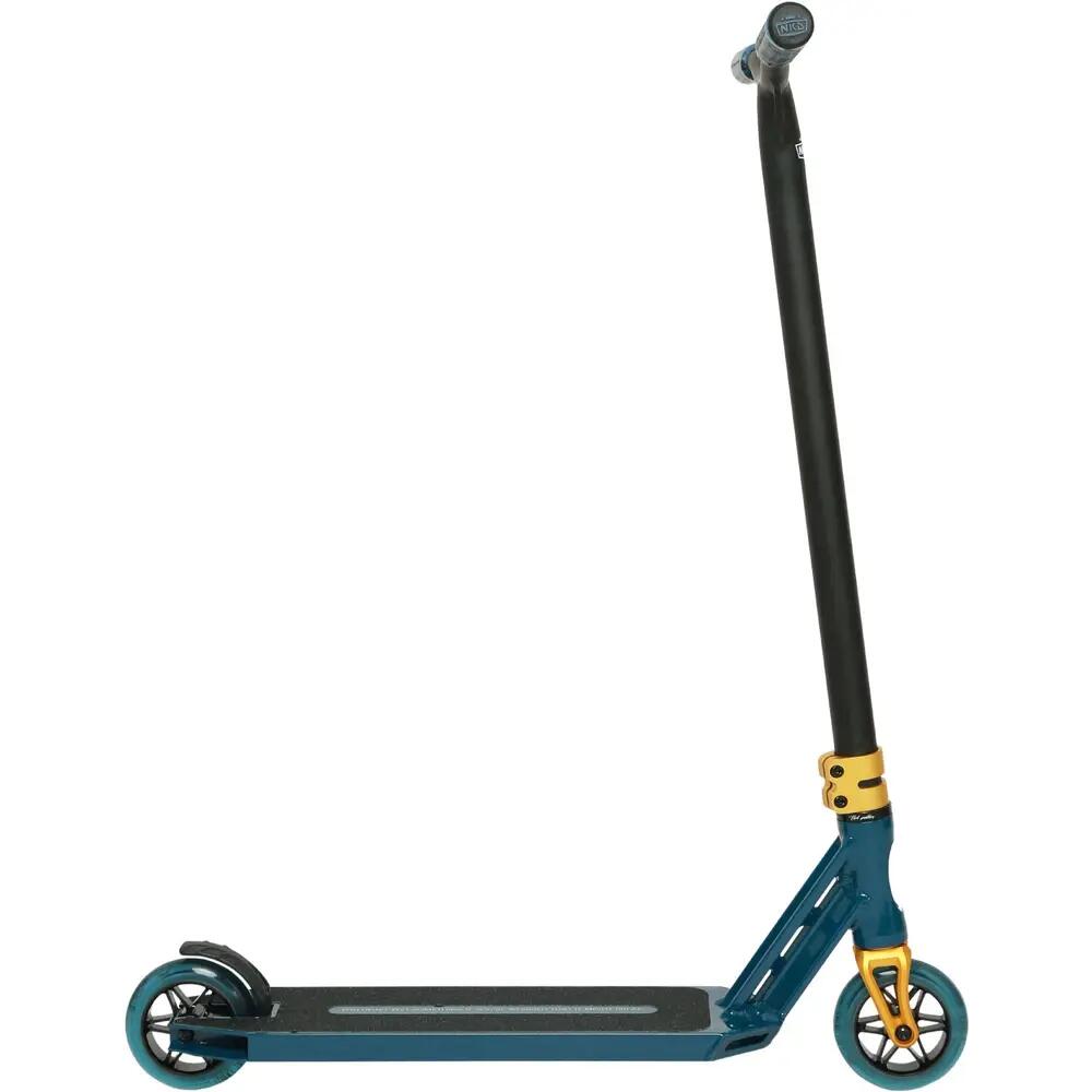 NKD YEET Stuntstep Groen kopen? Stevig, praktisch en klaar voor gebruik85cm 3/4