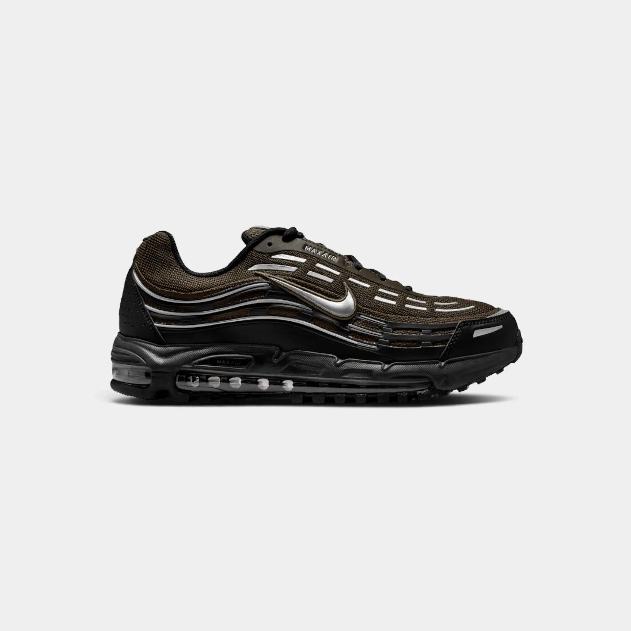 NIKE picture