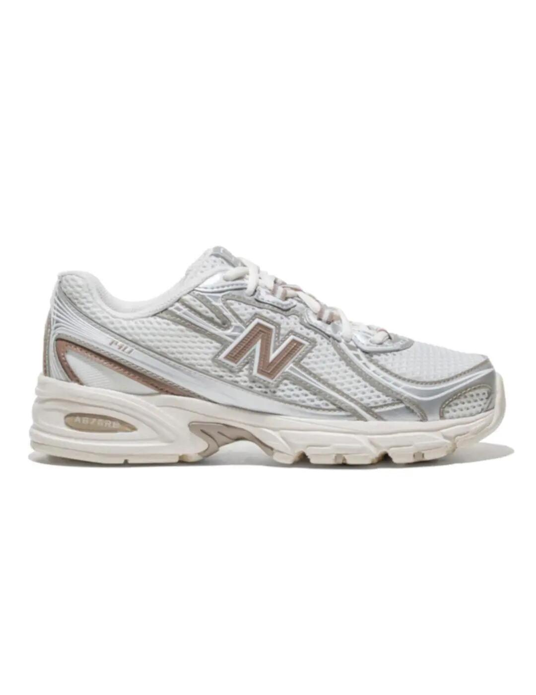 NEW BALANCE picture