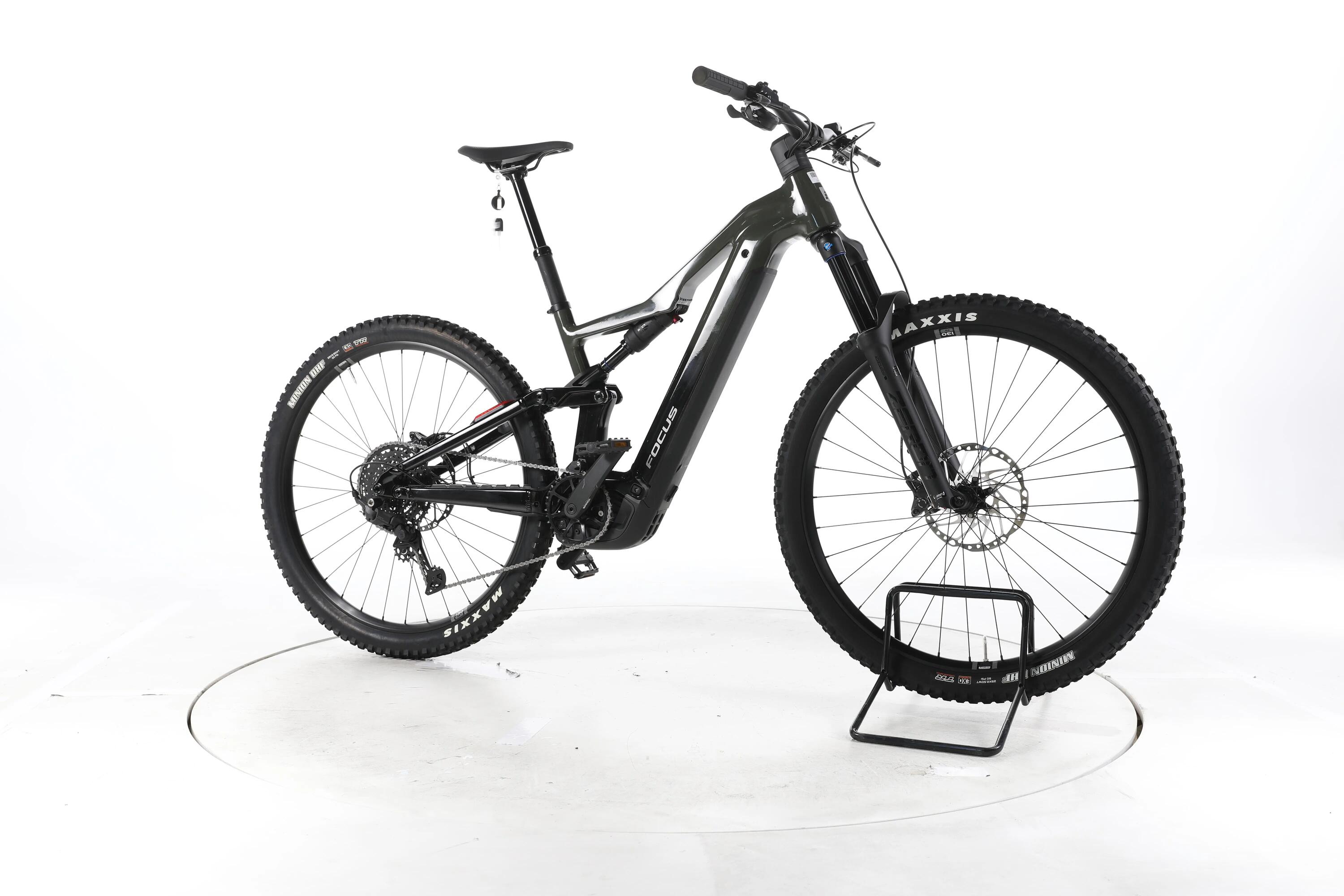 Segunda vida - Focus THRON² 6.7 E-Bike Fully 2025 - Em muito bom estado. 2/7