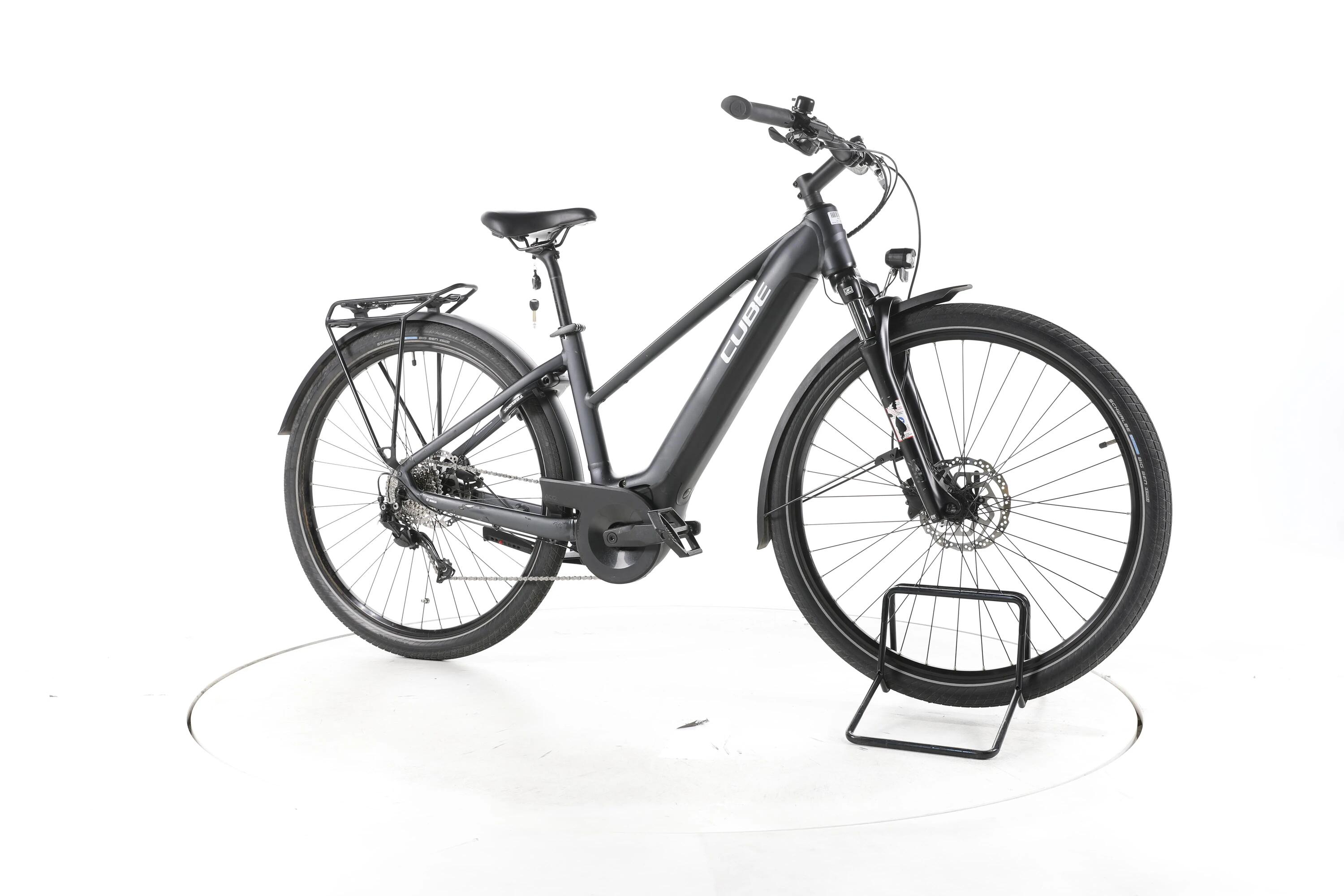Segunda vida - Cube Touring Hybrid ONE Trekking E-Bike - Em muito bom estado. 2/7