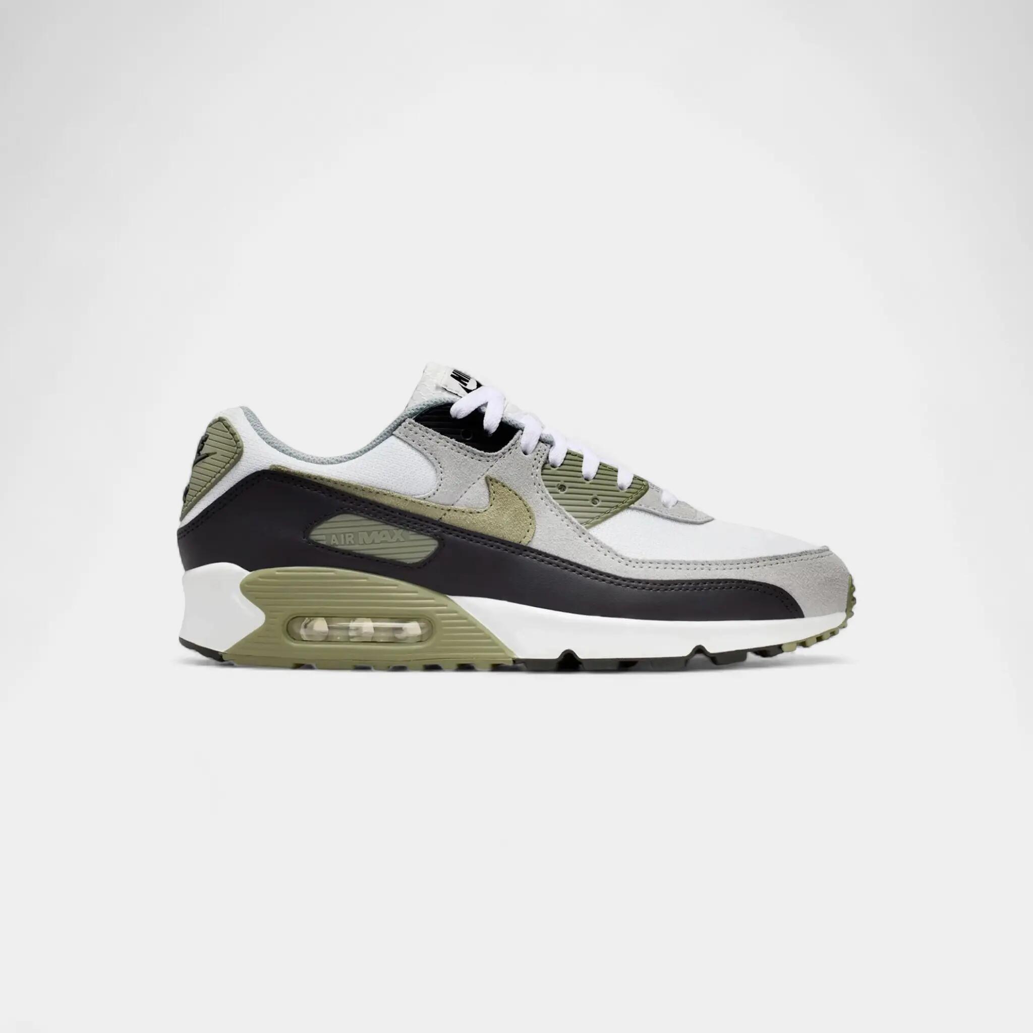 NIKE picture