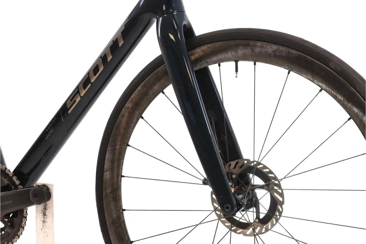 Segunda Vida · Bicicleta estrada ·  Addict 20 Di2 12V · Muito bom estado 5/8