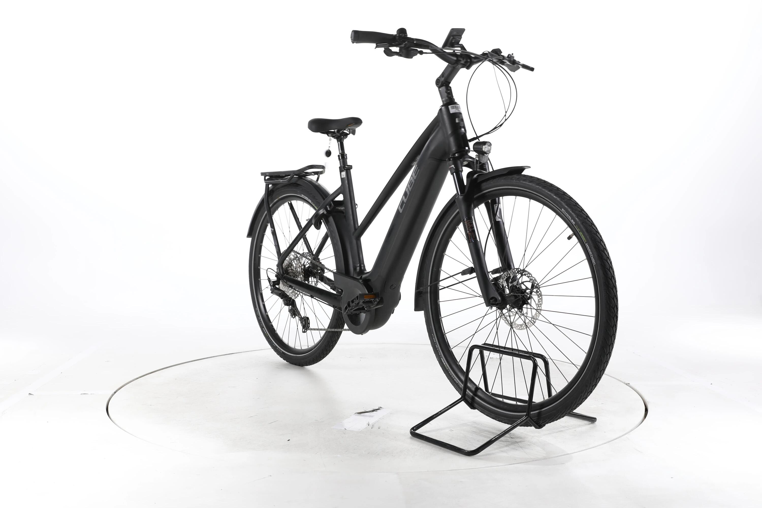 Segunda vida - Cube Touring Hybrid Pro Trekking E-Bike - Em muito bom estado. 3/7