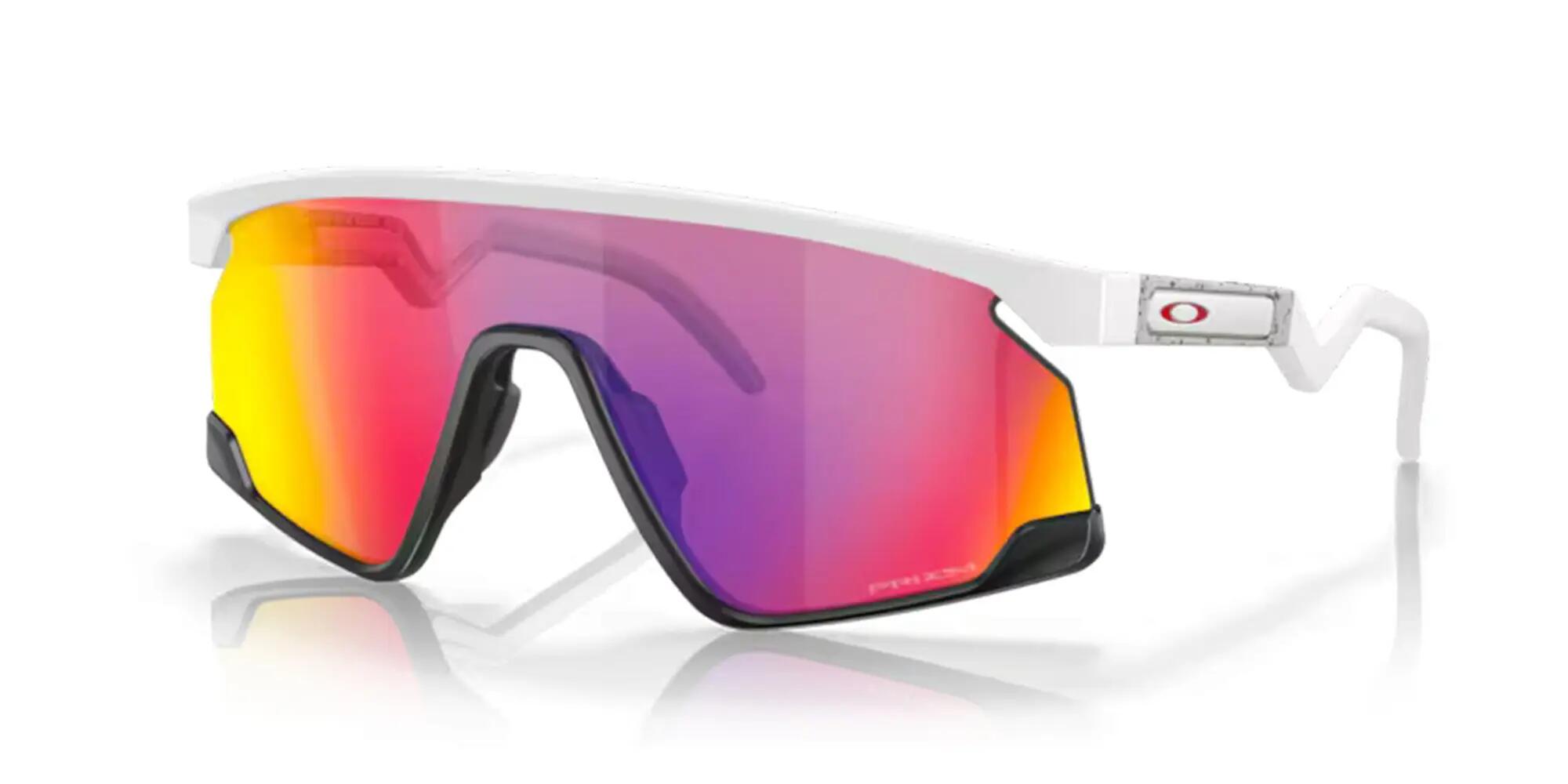 OAKLEY picture