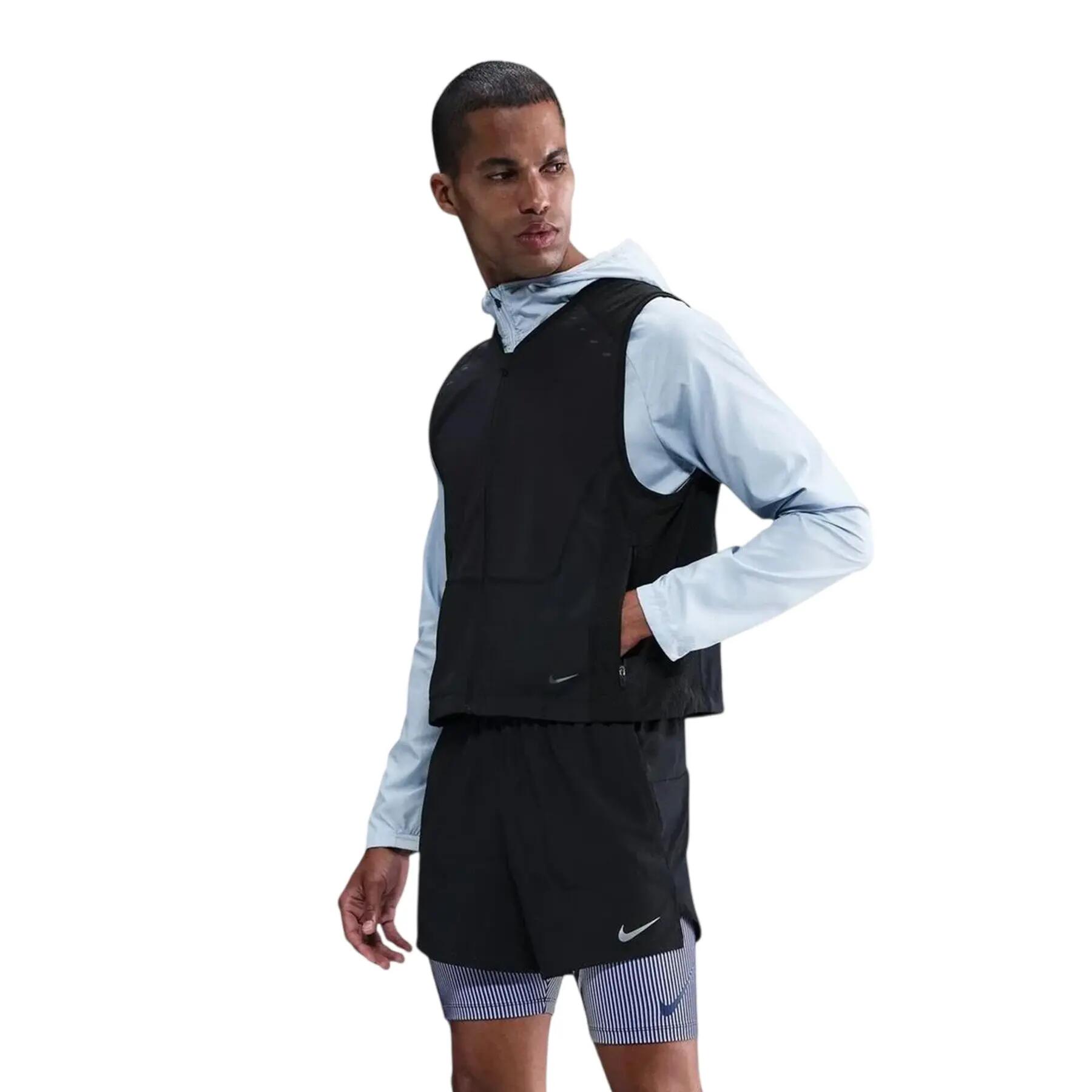 Nike Mens Slim Running Gilet