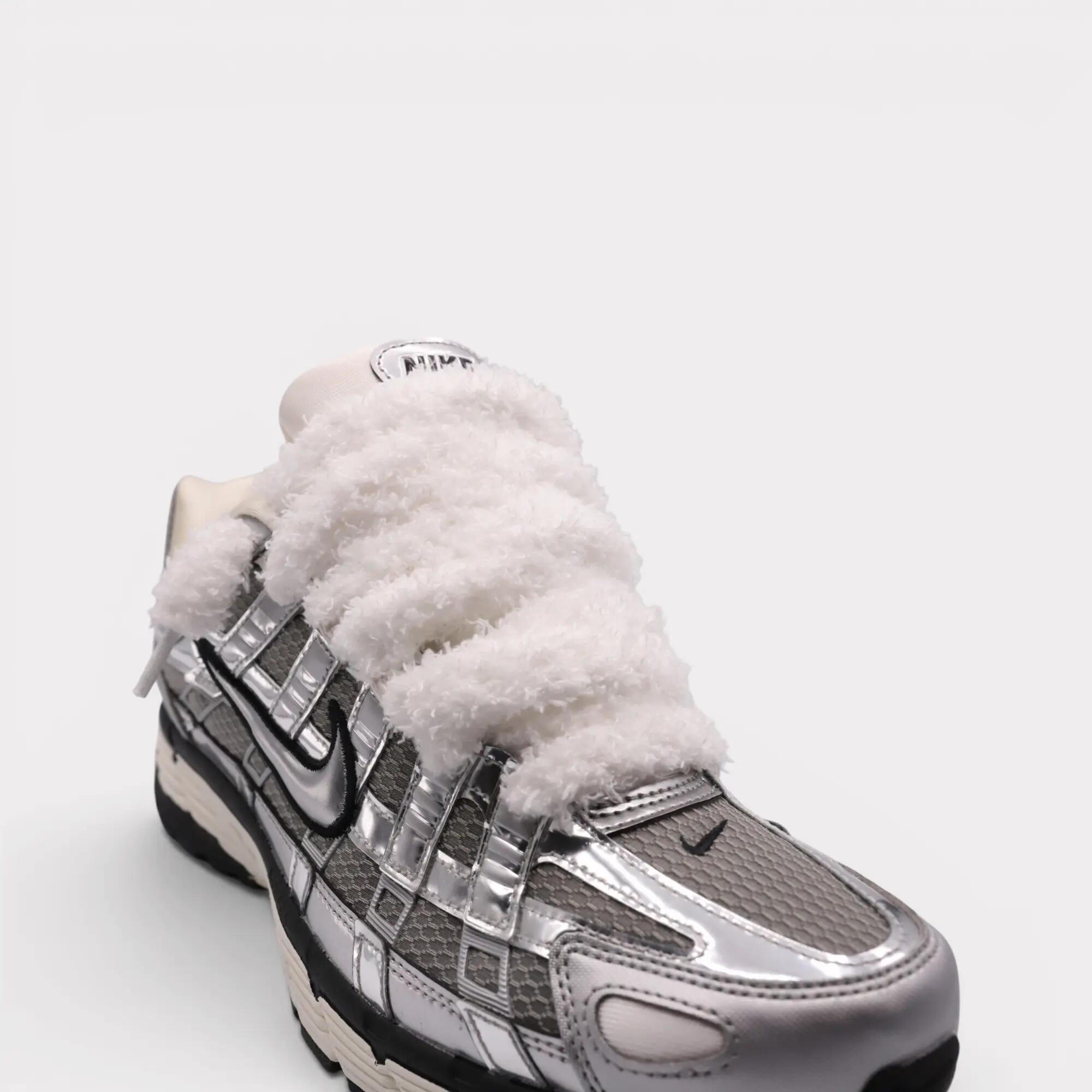 Nike P-6000 Metallic Silver 4/7
