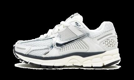Nike W NIKE ZOOM VOMERO 5 white