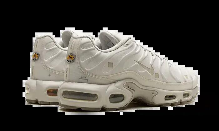 Schuhe - Running - Herren - Air Max Plus A-COLD-WALL - Platinum Tint 3/4