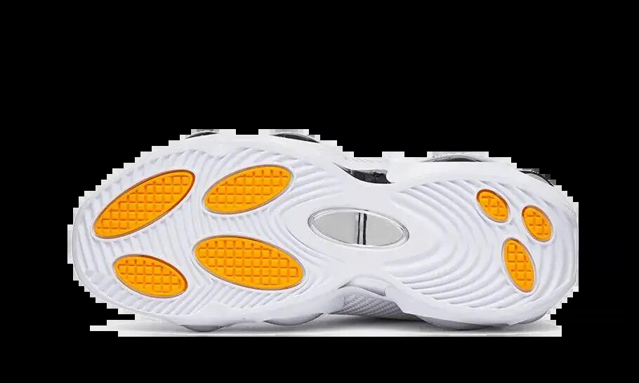Scarpe - Lifestyle - Stampate - NOCTA Glide - White/Chrome 4/5