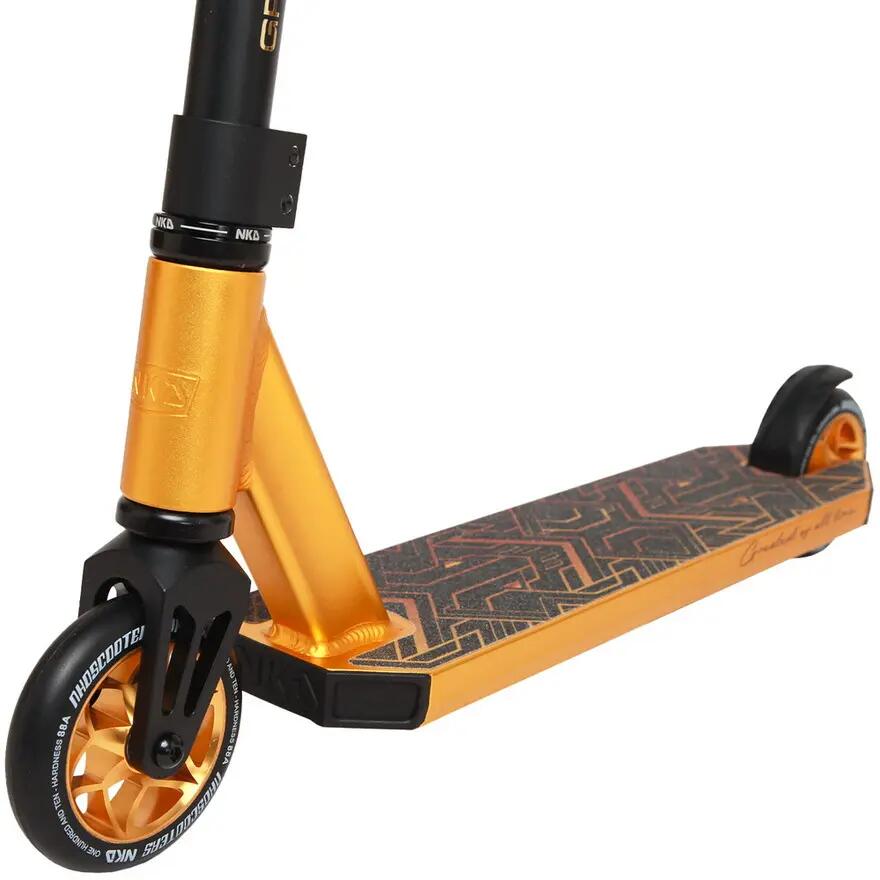 GOAT stunt scooter, gold 3/4