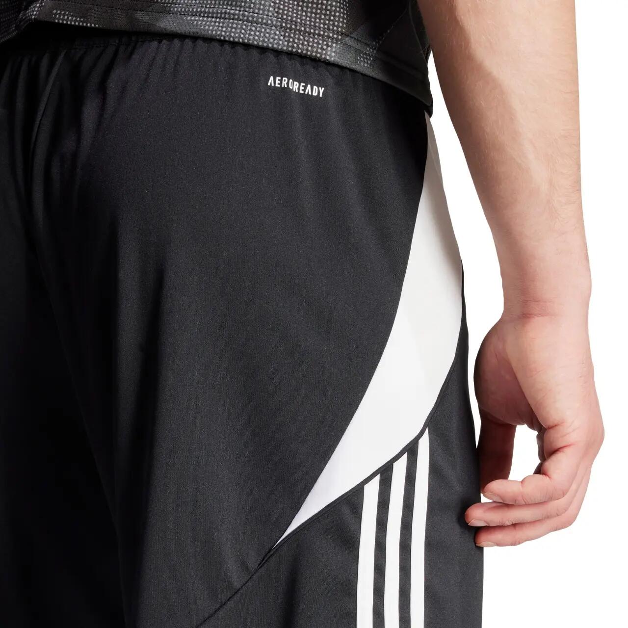 Curto Homem Adidas Tiro 24 Preto 6/6