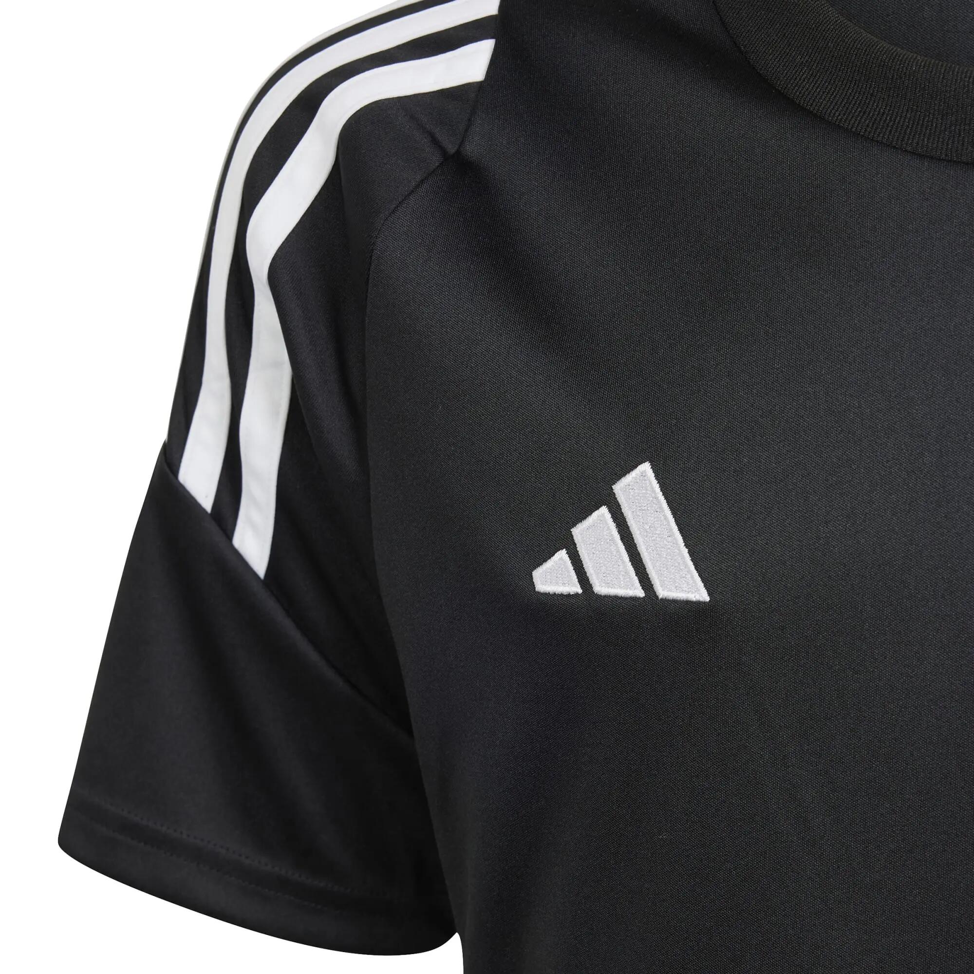 adidas Tiro 24 kinder T-shirt, 100% gerecycled polyester 8/9