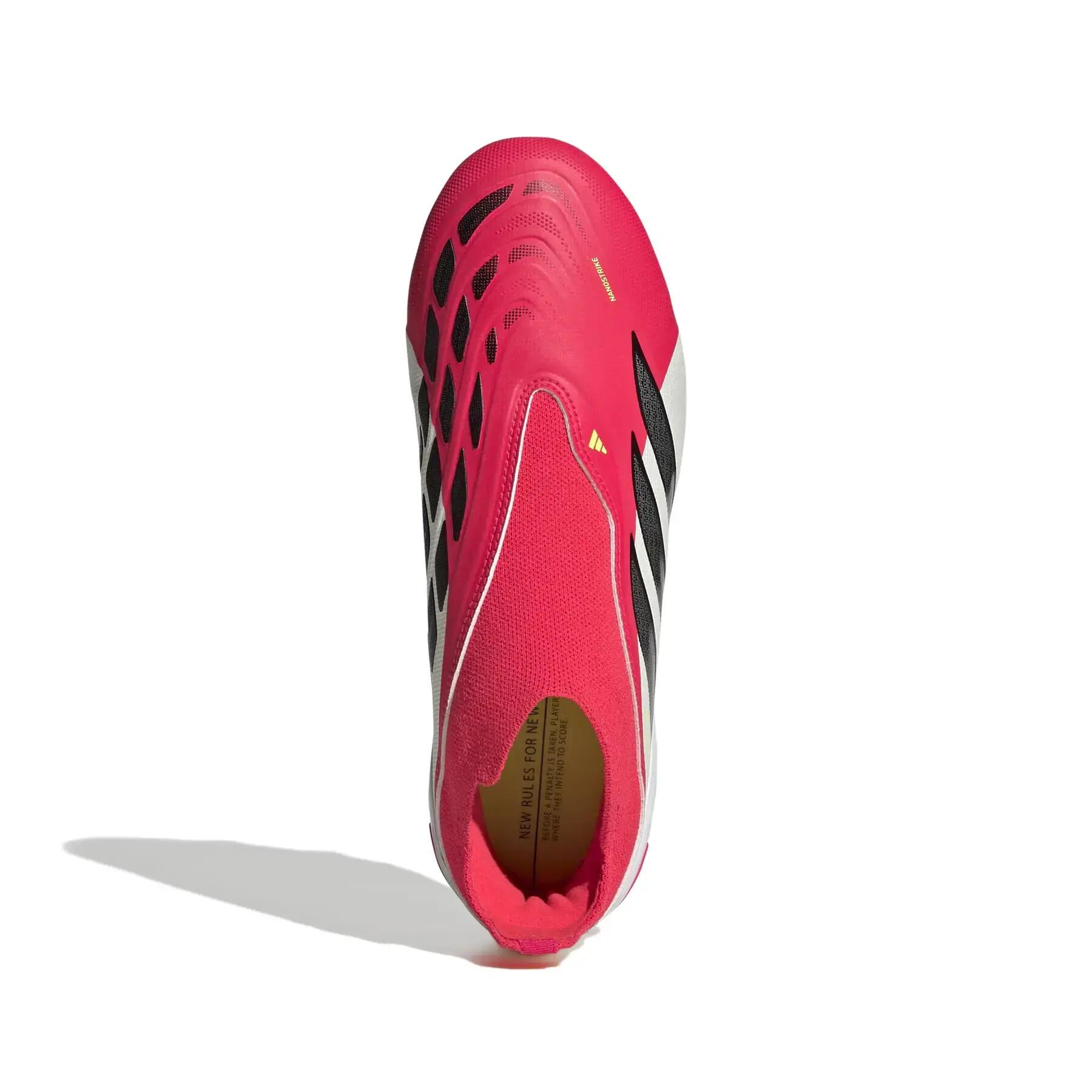 Kopačky bez šněrování adidas Predator League FG 6/7