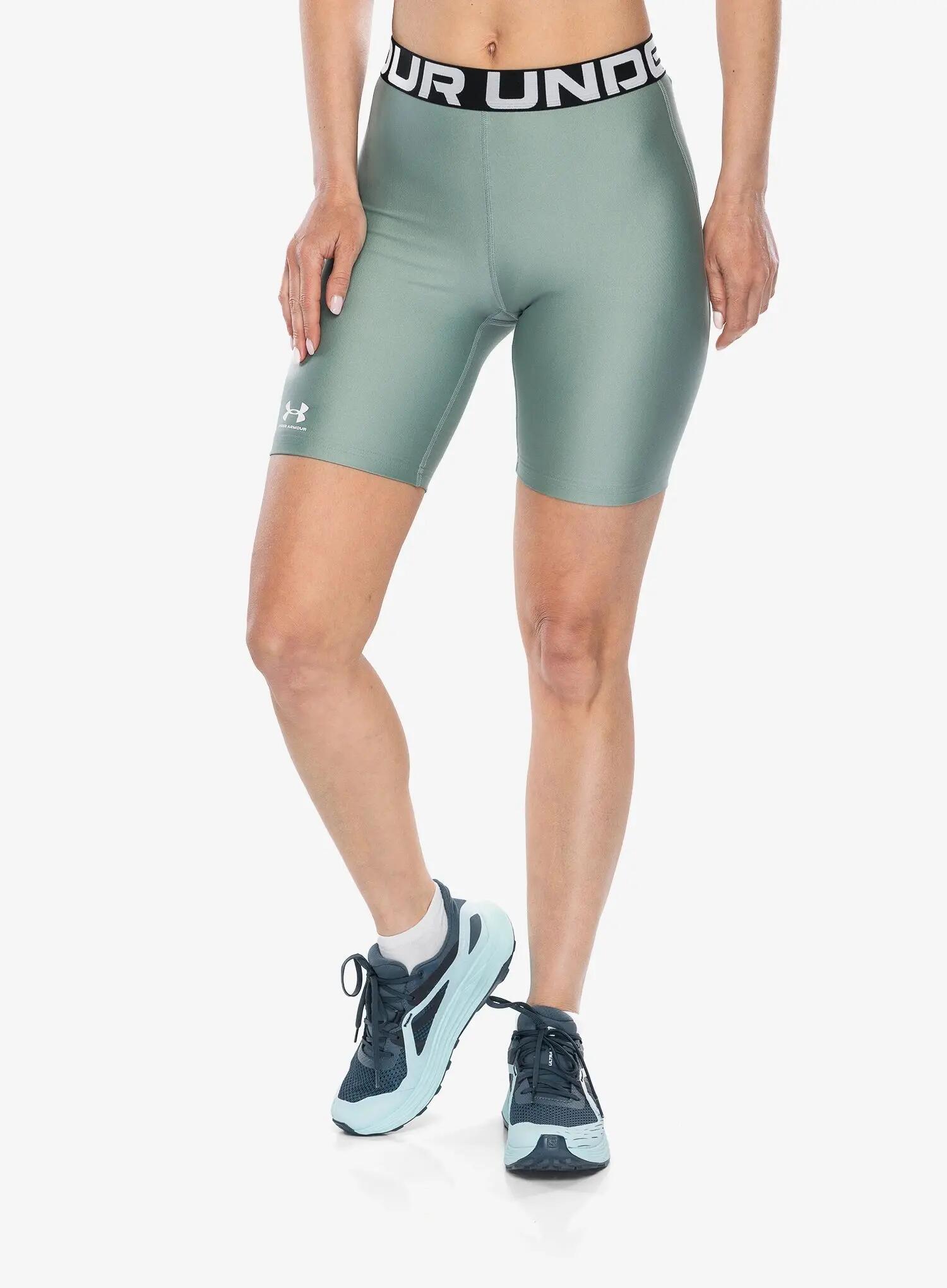 UNDER ARMOUR picture