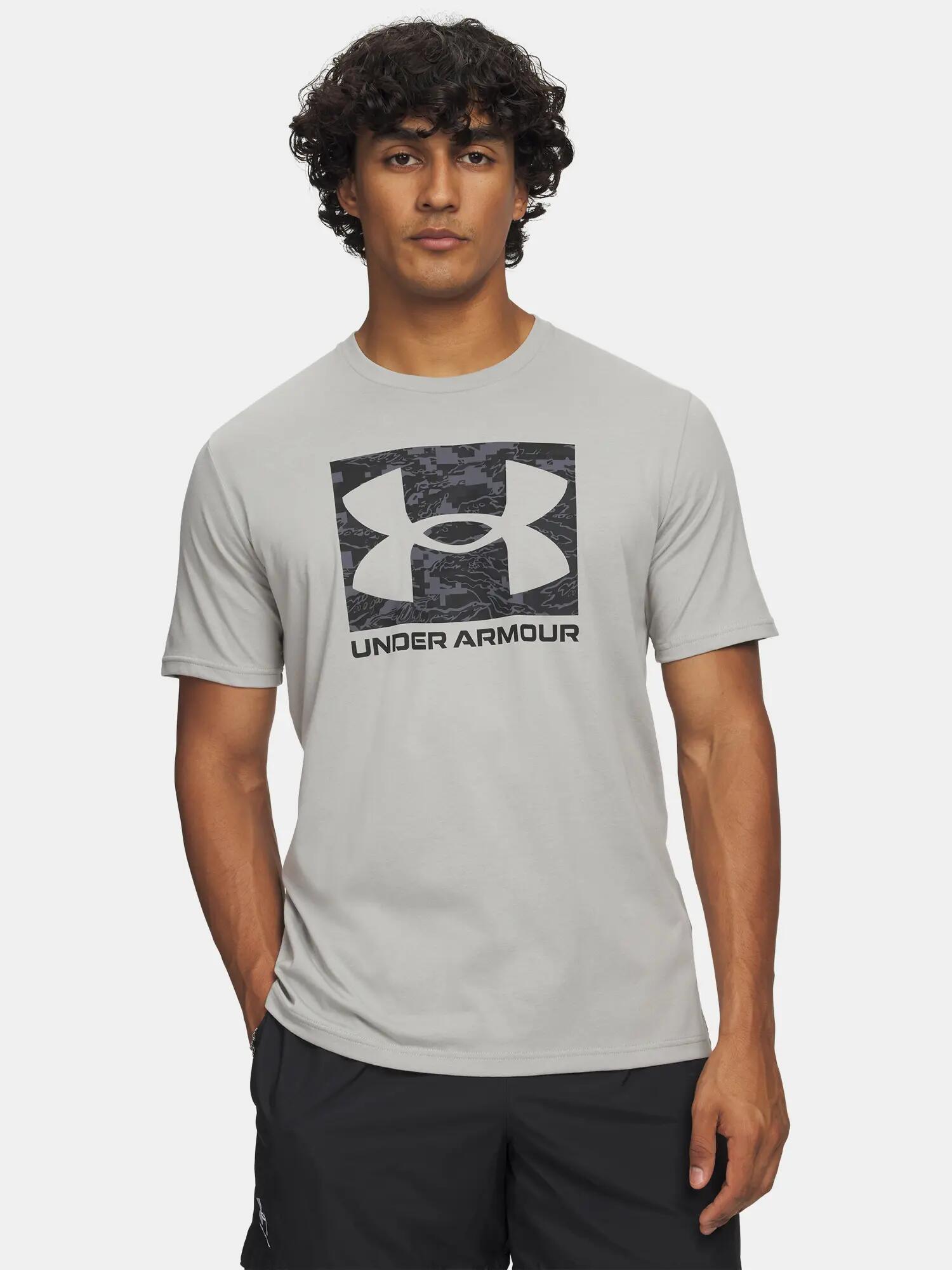UNDER ARMOUR picture
