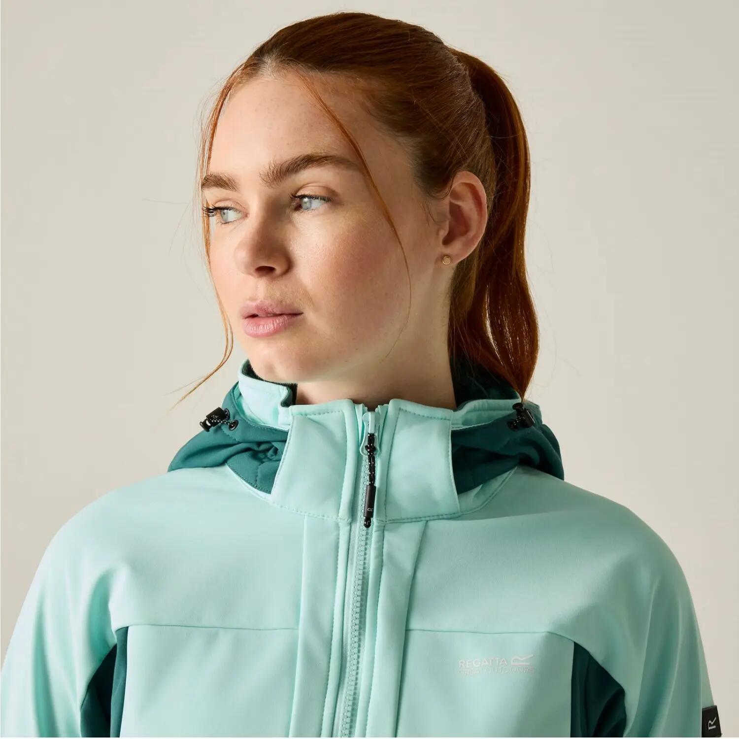 Regatta Softshelljacke Desoto für Damen mit Kapuze 5/14