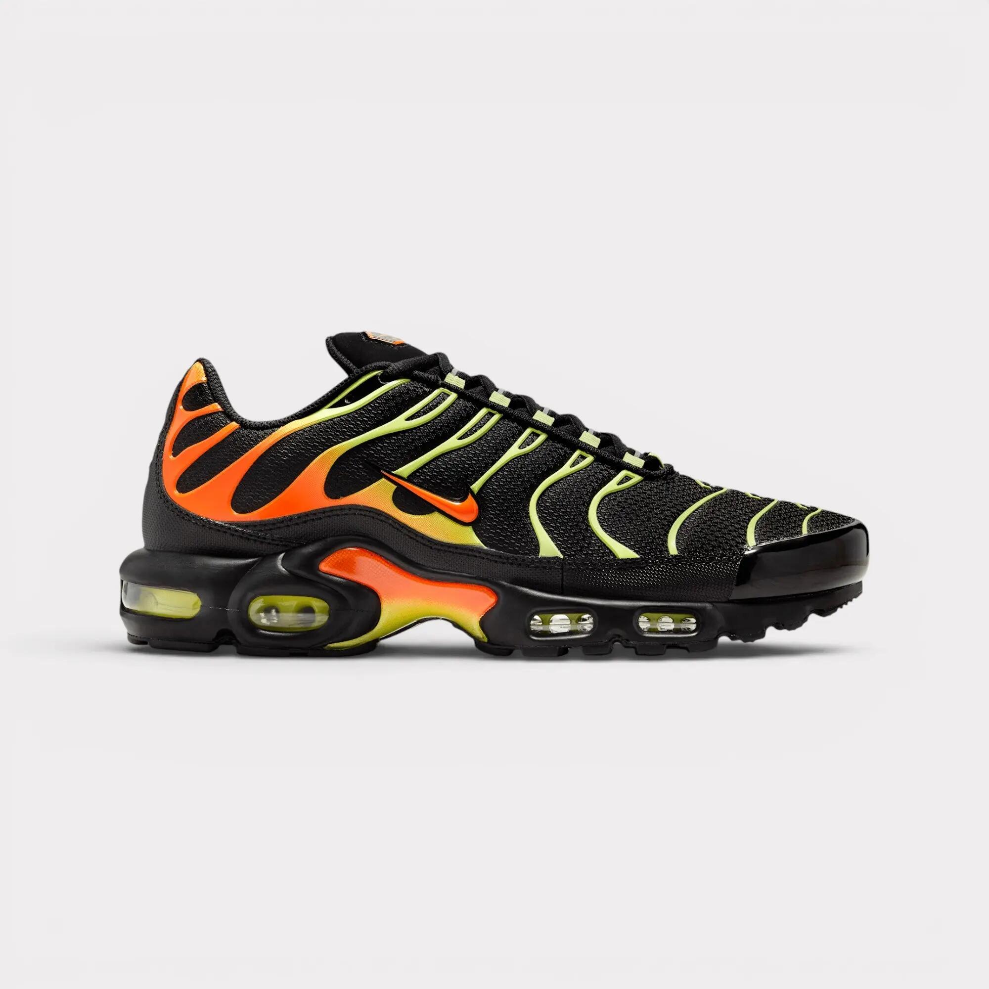 NIKE picture
