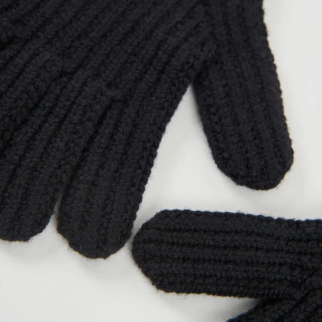 Guante negro 3/3