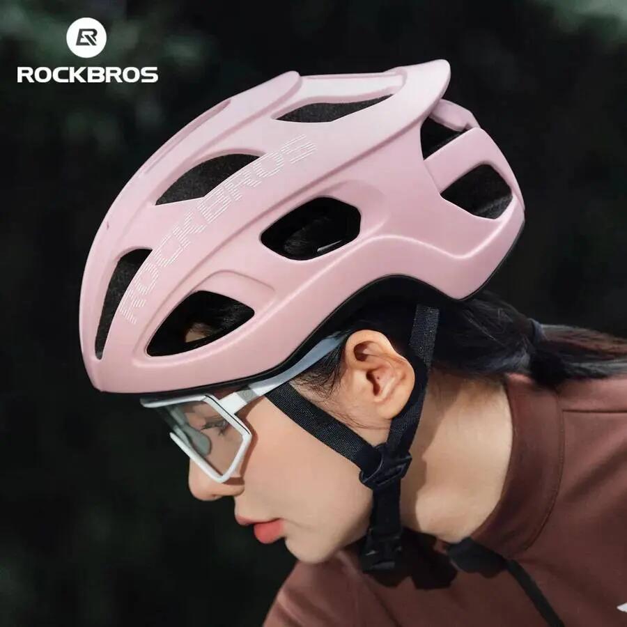 Kask rowerowy dla dorosłych (58-62 cm) pudrowy róż, pink ionic+ ROCKBROS 3/6