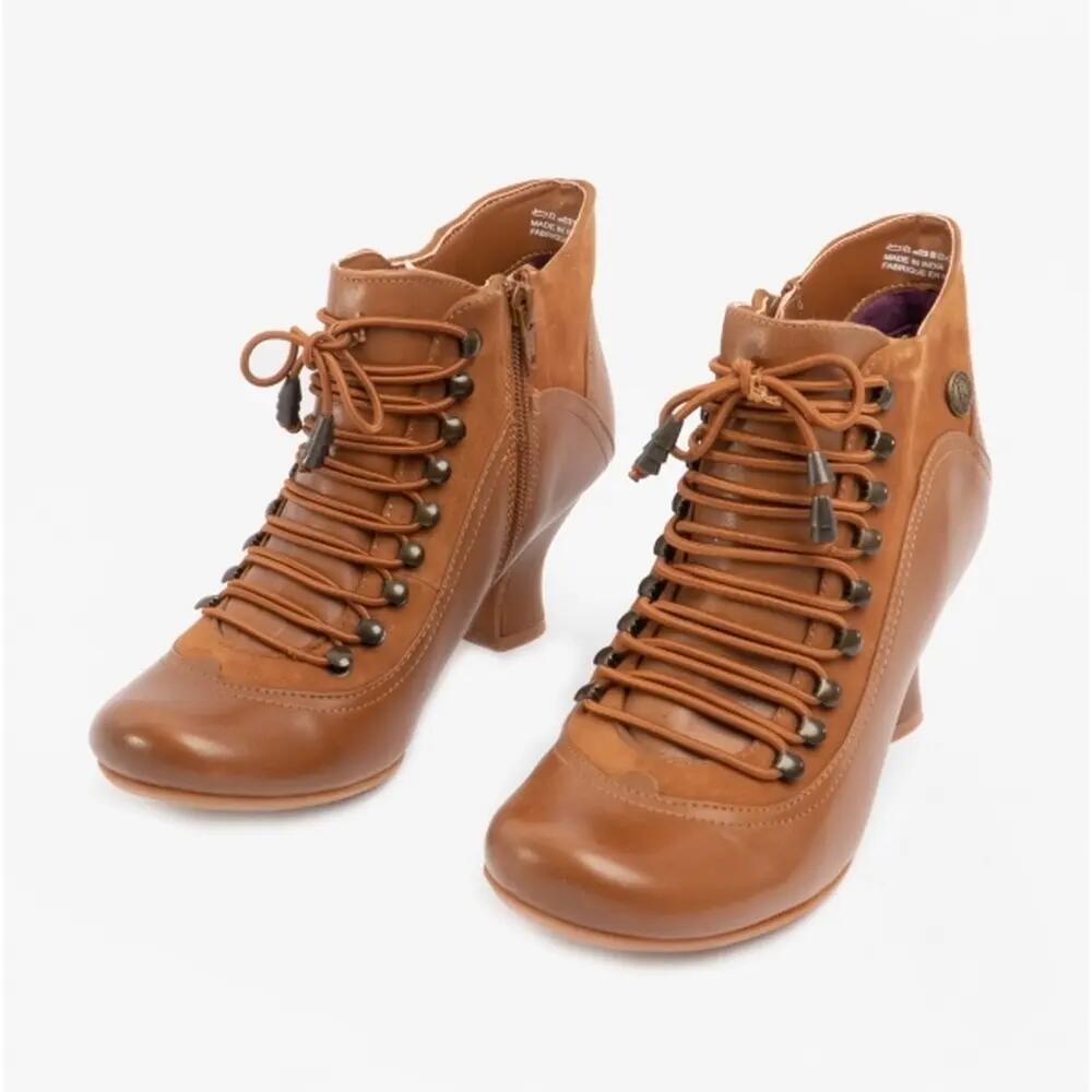 HUSH PUPPIES picture