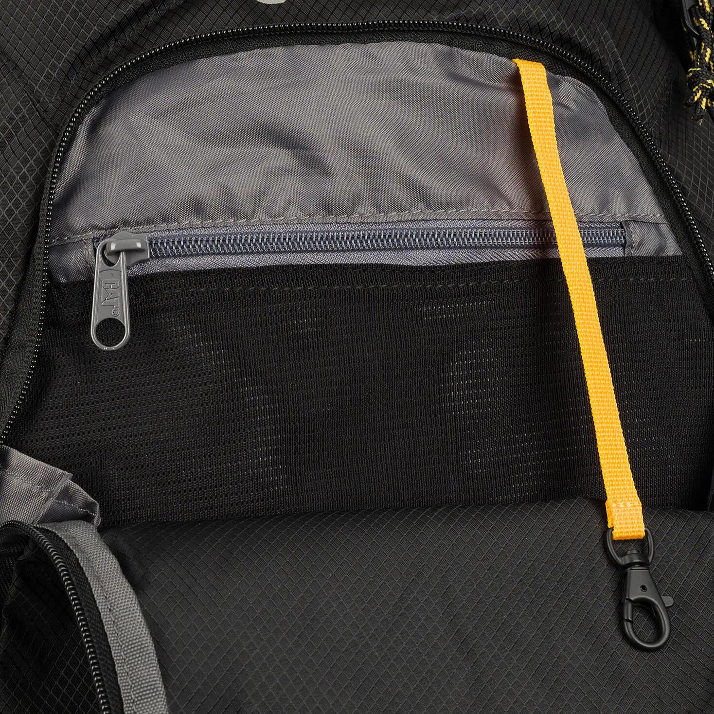 Plecak turystyczny kabinowy sportowy CATERPILLAR Matterhorn Backpack 84076-01 6/9