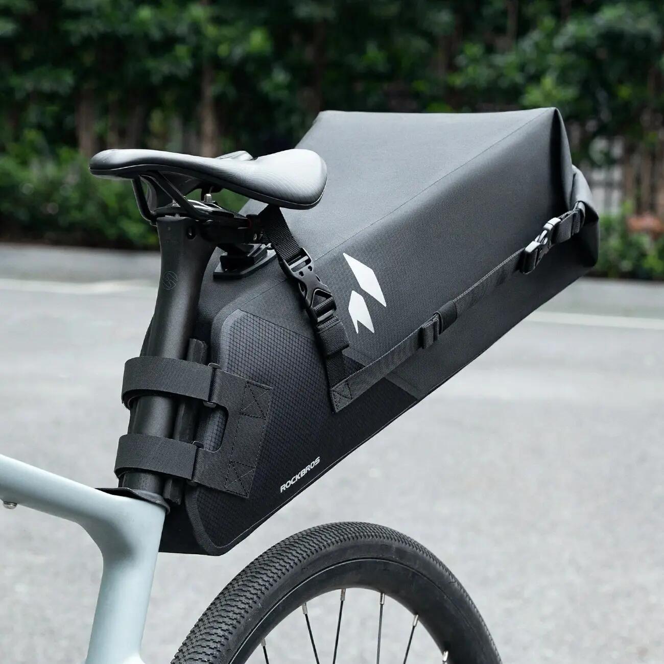 Borsa sottosella impermeabile da 13L per bicicletta 6/6