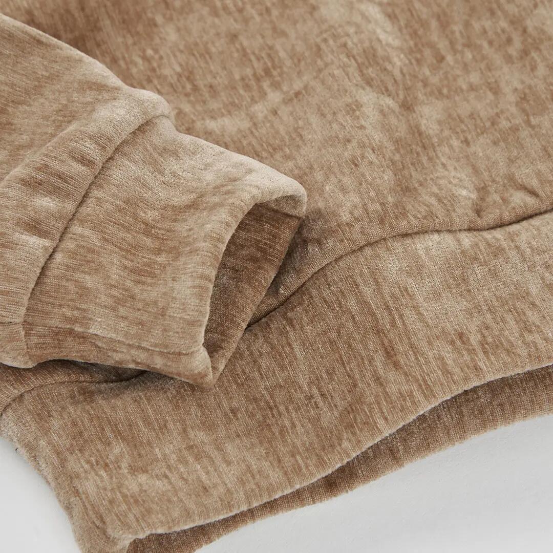 Sudadera niña beige con volantes en hombros 4/4