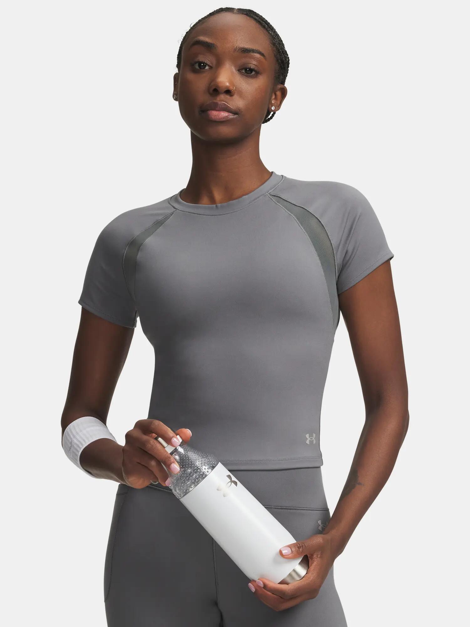 UNDER ARMOUR picture