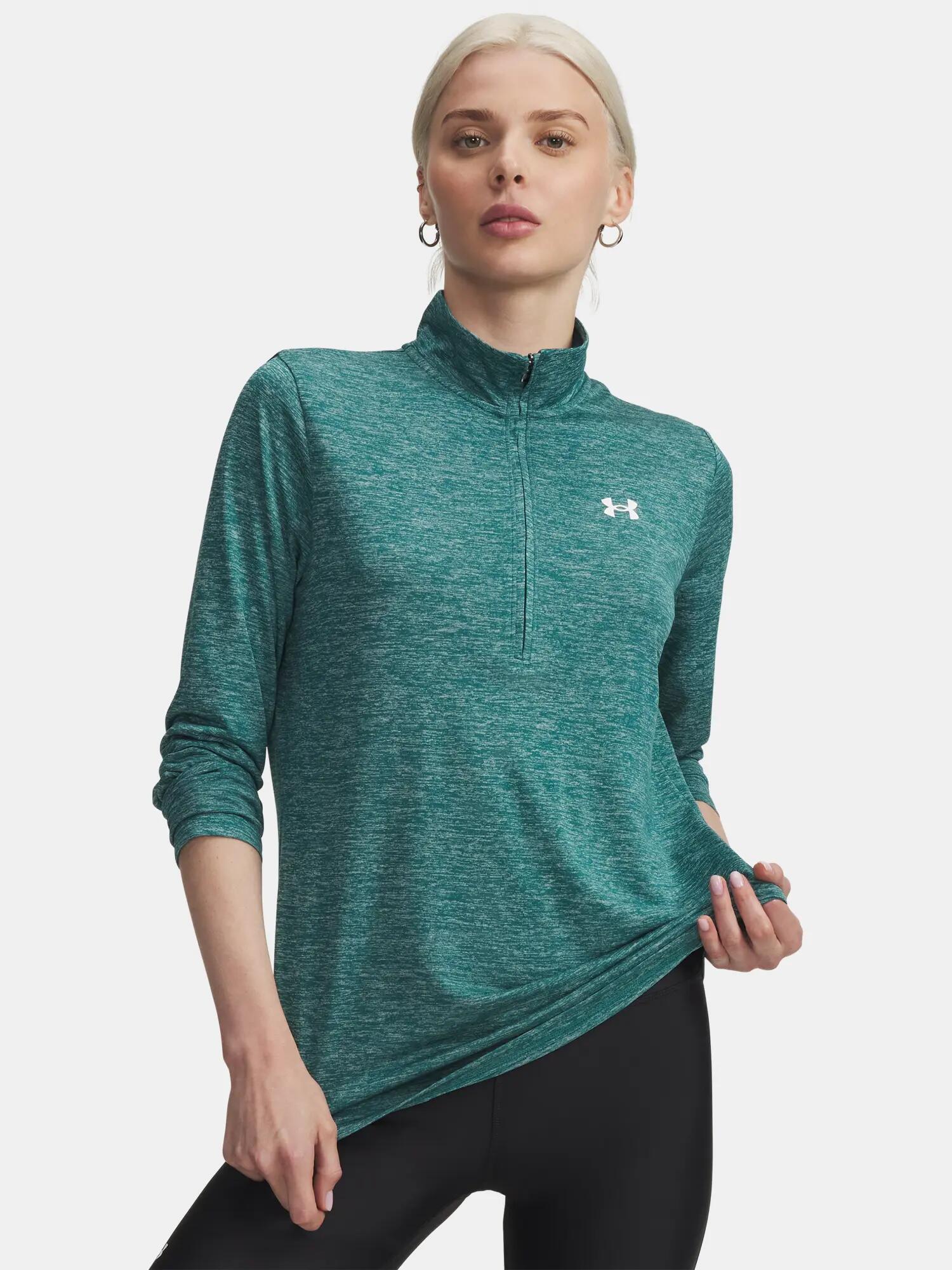 UNDER ARMOUR picture