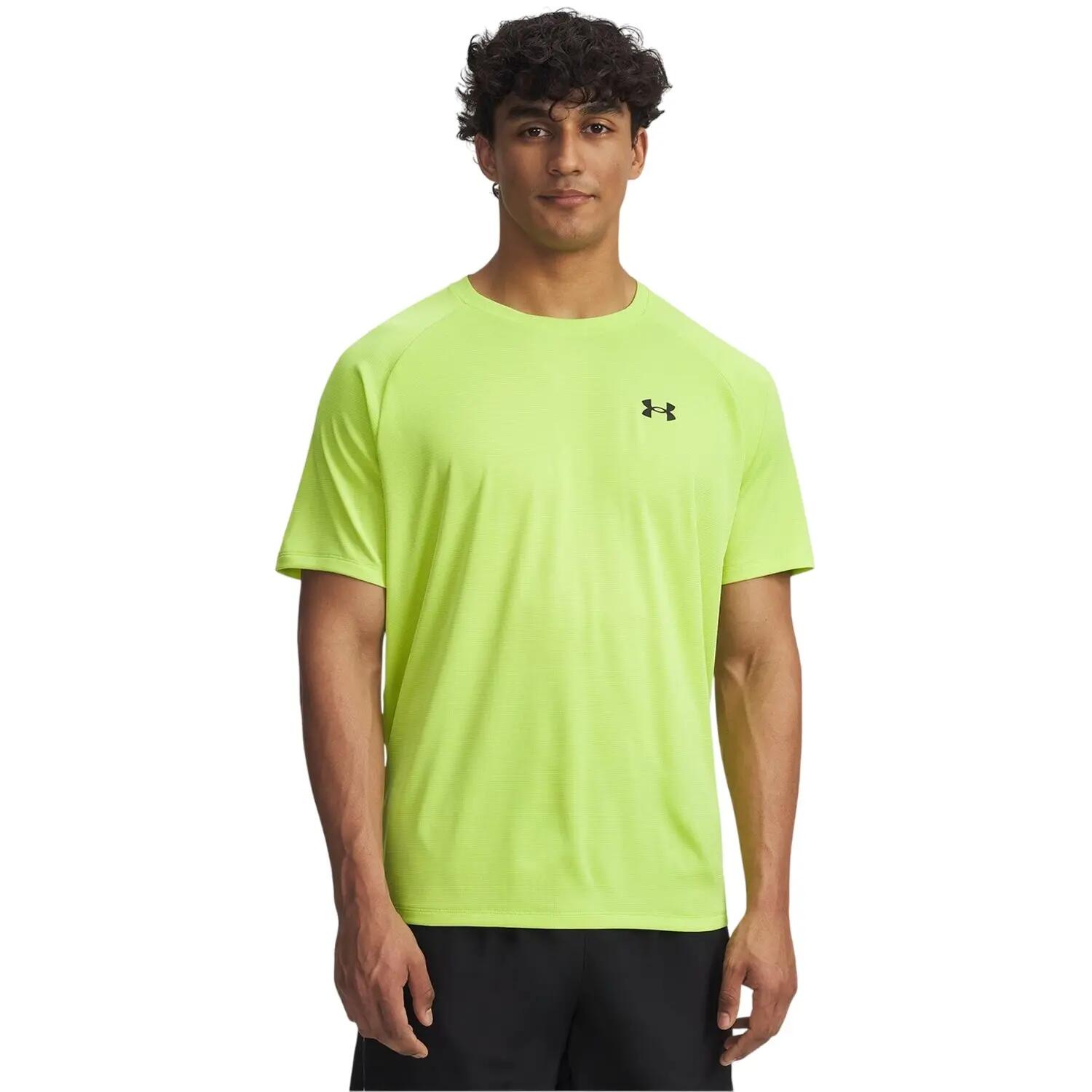 UNDER ARMOUR picture